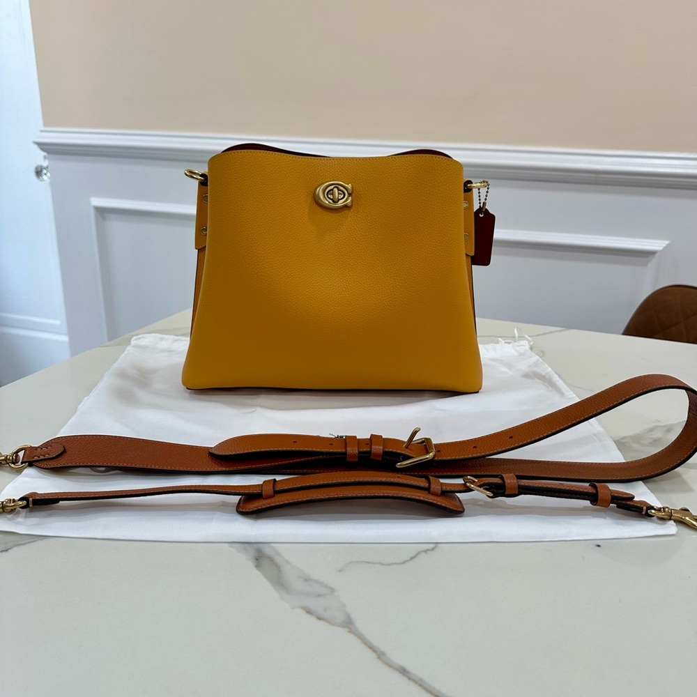 Coach Leather Willow Shoulder Bag in Colorblock